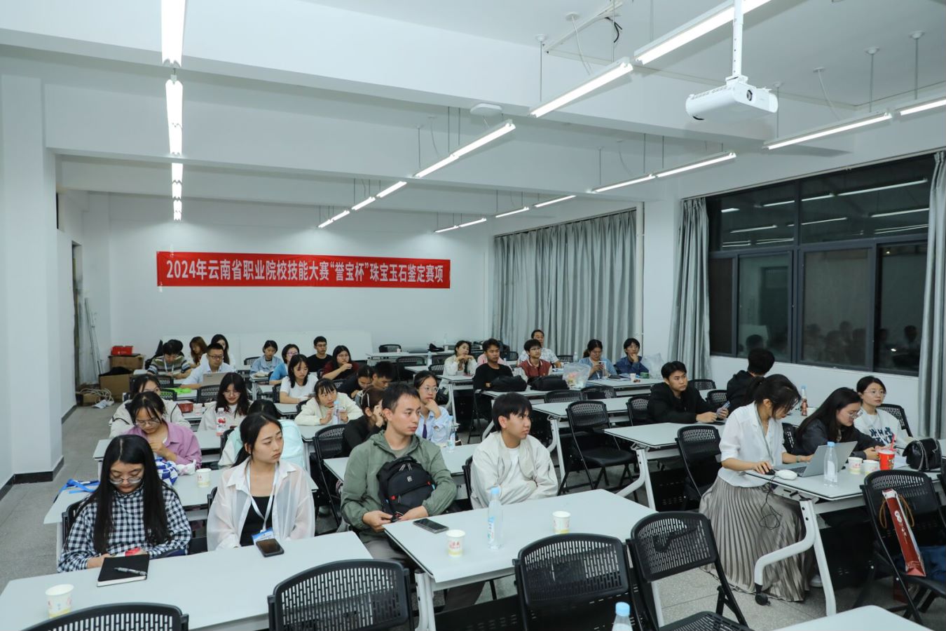 ced492.jpg